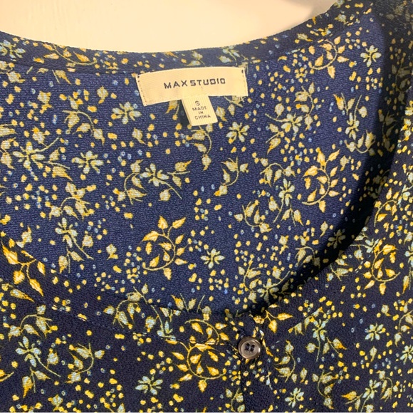 Max Studio Boho Floral Blouse - Picture 5 of 5